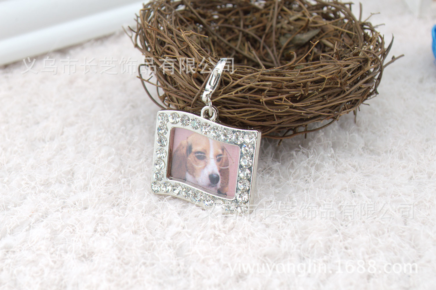 Factory direct supply of cross-border in-stock handwritten heart-shaped dog pendants, pet identity tags, Easter and Christmas diamond-encrusted dog tags pic 23