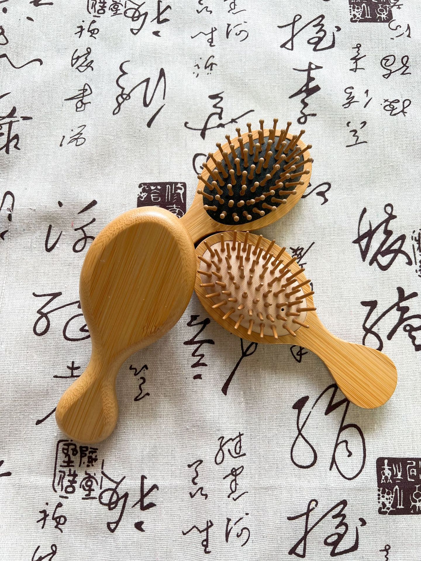 楠竹~ins迷你小梳子女随身便携气垫梳可爱气囊梳家用防静电按摩梳详情29