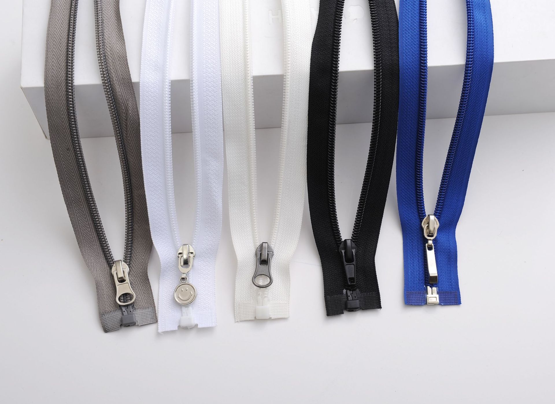 Wholesale No. 5 nylon injection-molded tail-end zippers for clothing, home textiles, bags and anti-static zippers. Customized sizes available pic 15