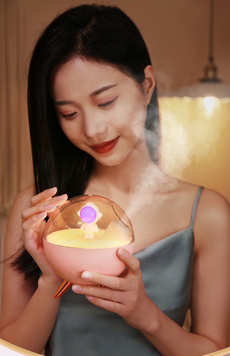 New Astronaut humidifier, Astronaut wireless large-capacity desktop home ambient light humidifier, water Replenishment device pic 12