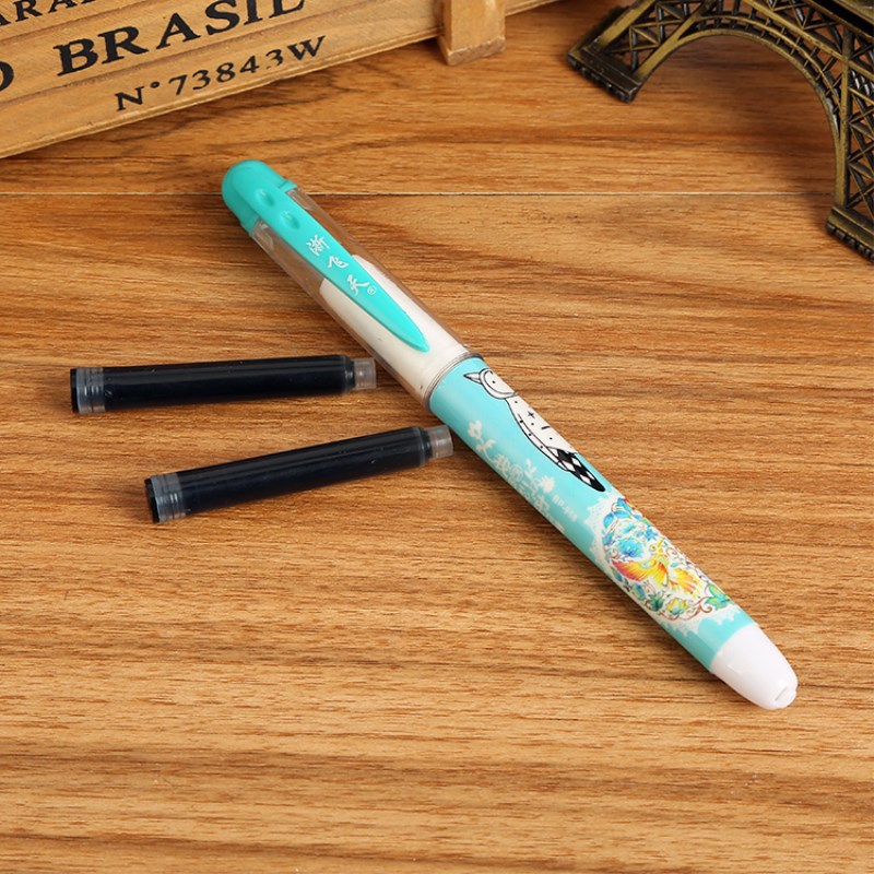 The creative gift set can be exchanged for a direct liquid ink cartridge fountain pen. The fountain pen set with ink cartridge is available in a two-yuan store pic 5