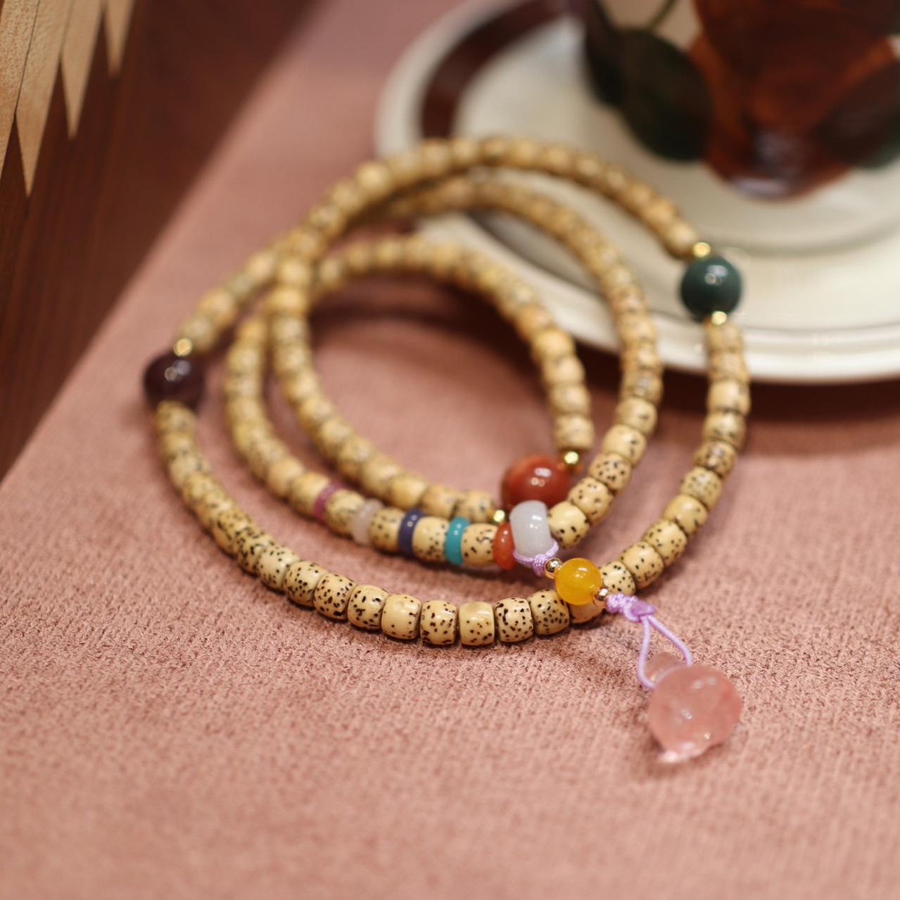 Real photo of the new design macaron Alxa agate pendant crystal lotus pod necklace bracelet, dual-purpose for women pic 11