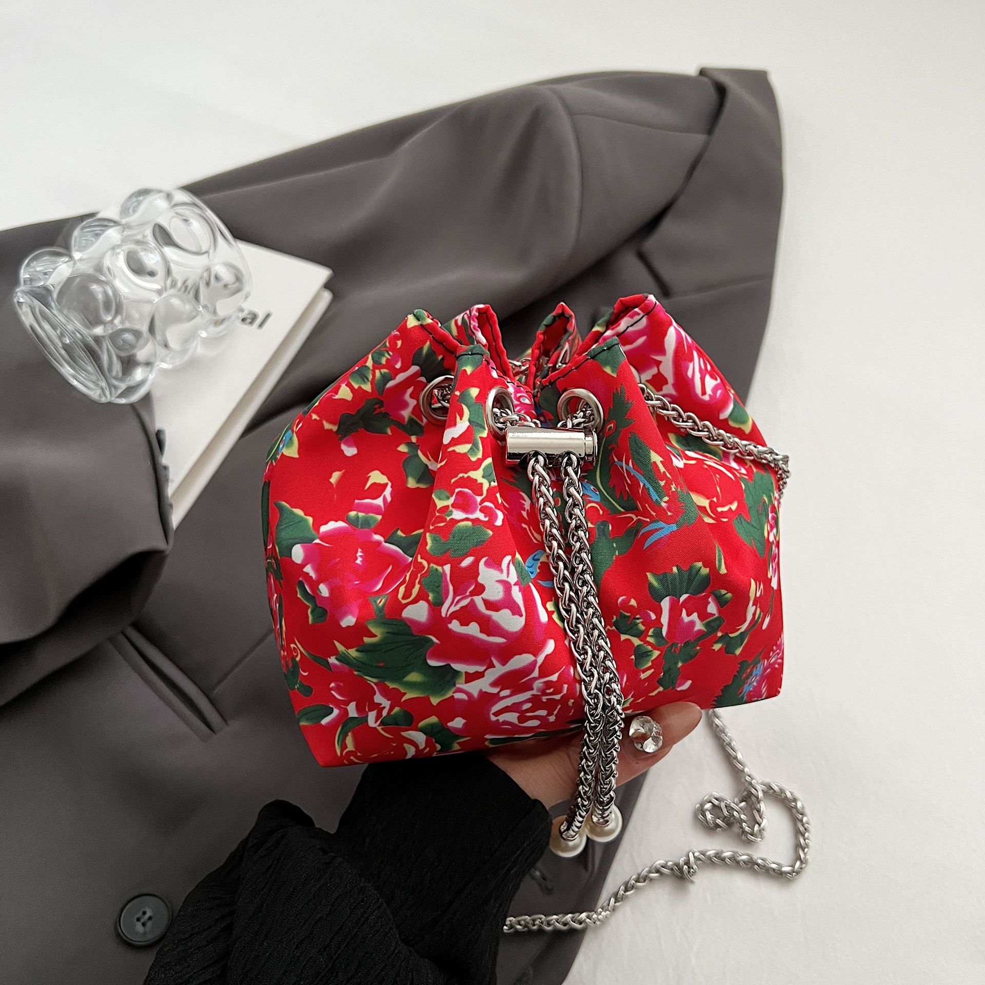 花棉袄潮酷水桶包新款2024春季个性民族风单肩包国潮复古斜挎女包详情65