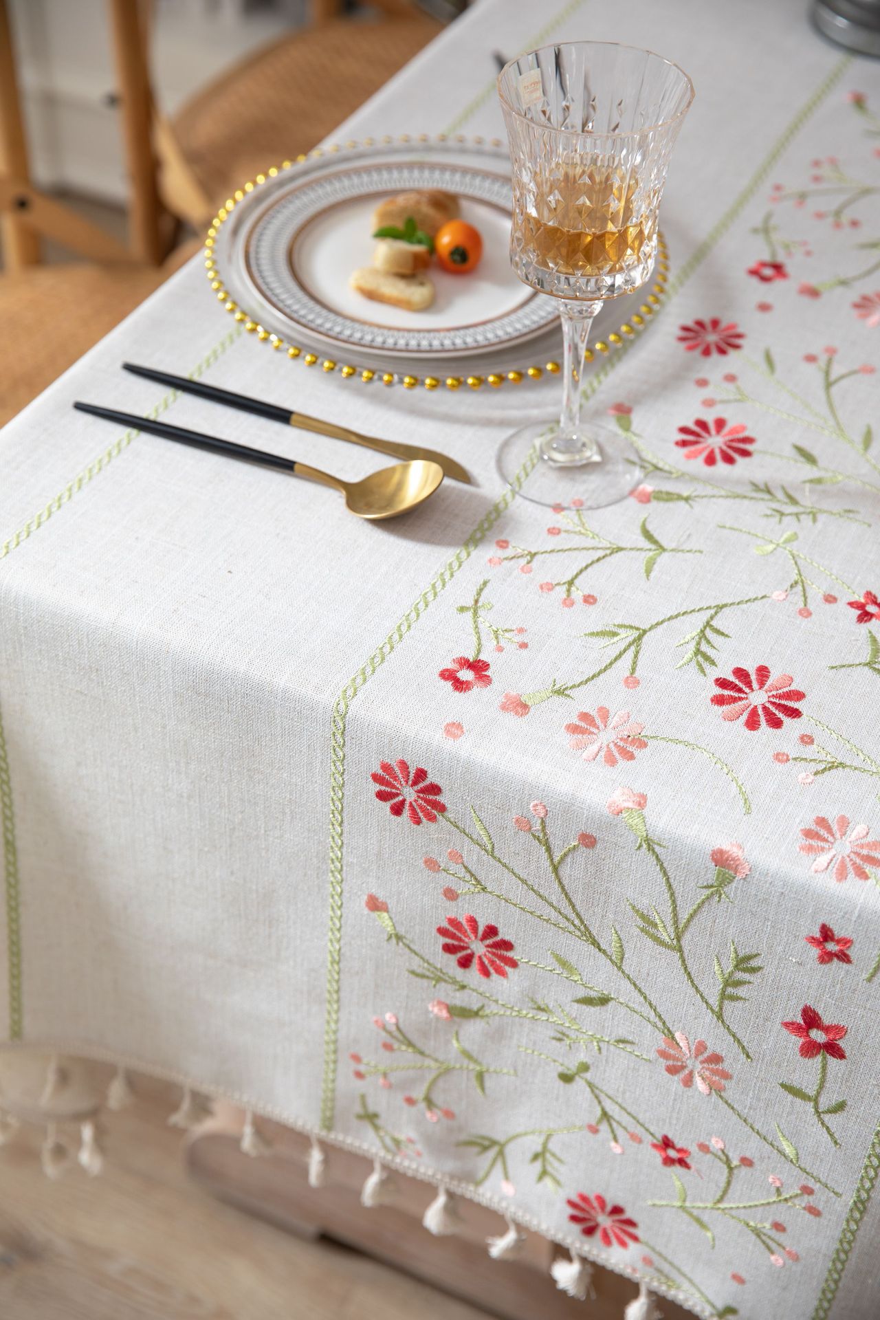 Cross-border plain thickened tablecloth, fresh white Japanese-embroidered flower Western tablecloth, party Japanese table mat pic 13
