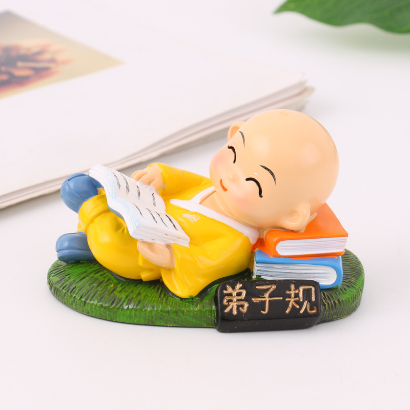 新款可爱卡通桌面小摆件四书五经博学看书小和尚树脂工艺品摆件详情7
