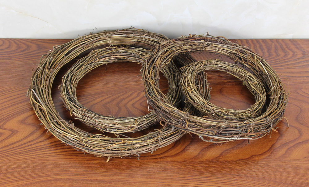 Christmas wreaths, moss balls, wicker rings, wicker rings, Christmas accessories, and shooting props pic 4