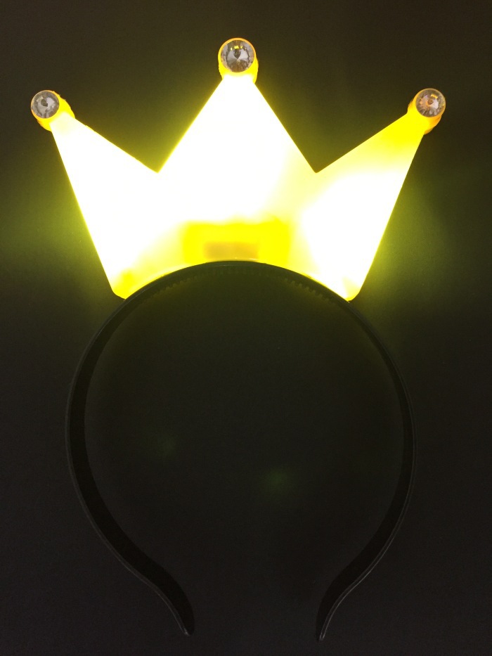 经典热销皇冠头扣LED发光头扣皇冠头饰产家批发详情3