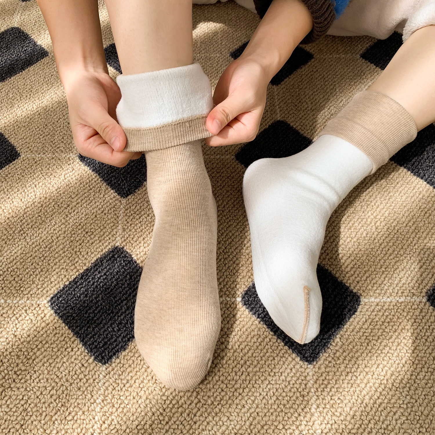 Unisex couple style fleece and thickened warm snow socks, mid-length home cotton socks, postpartum socks, floor socks pic 71