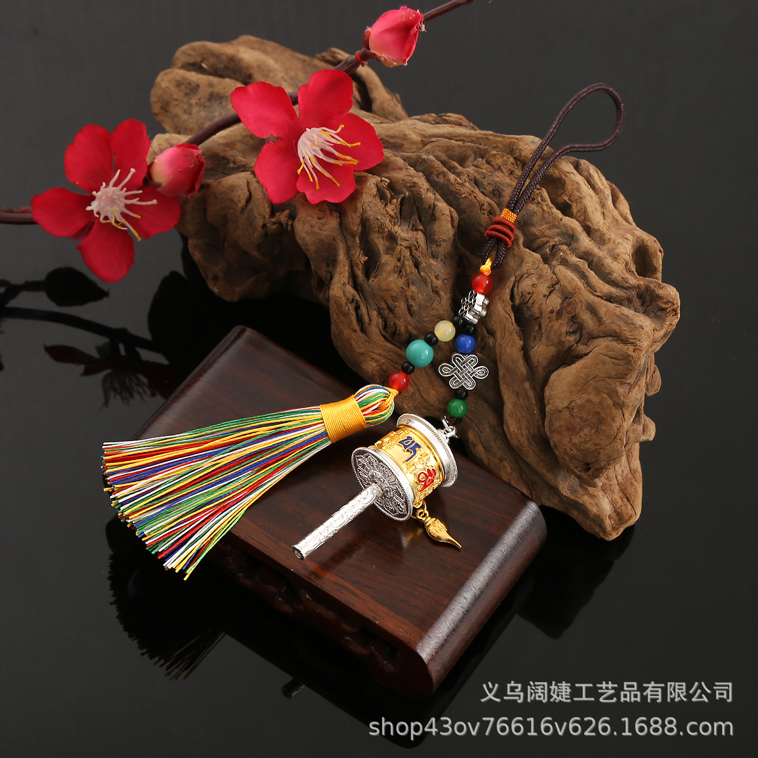 Creative hand-cranking prayer wheel color pendant package, six-character mantra, leng Yan mantra, five-color flowing mustache car pendant wholesale pic 10