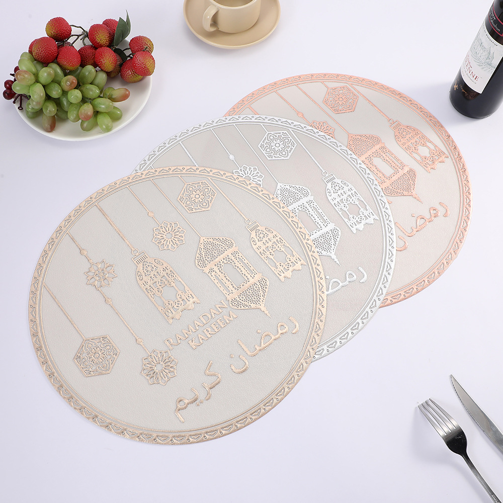 New cross-border pvc table mat, circular hollowed-out gold-embossed anti-slip and heat-insulating table mat, home, hotel, festival and Western table mat pic 3