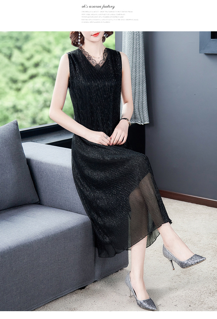 蕾丝连衣裙夏2024夏季新款女装韩版小黑裙时尚修身V领无袖连衣裙详情7