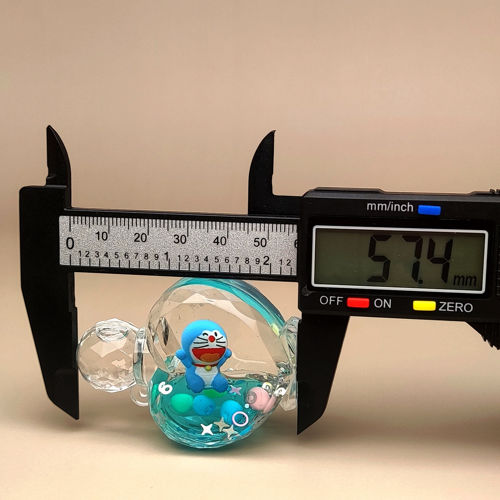 创意亚克力入油流沙瓶蓝色卡通钥匙扣香水汽车配饰桌面摆件饰品详情18