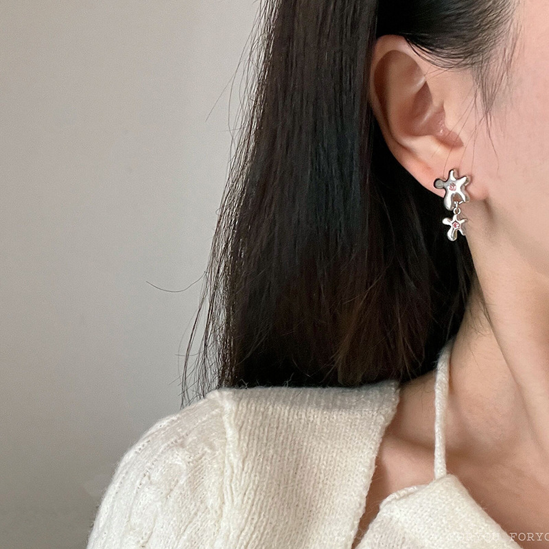 甜酷少女花朵耳环女高级感不规则耳钉小众设计不规则新款潮耳饰详情4