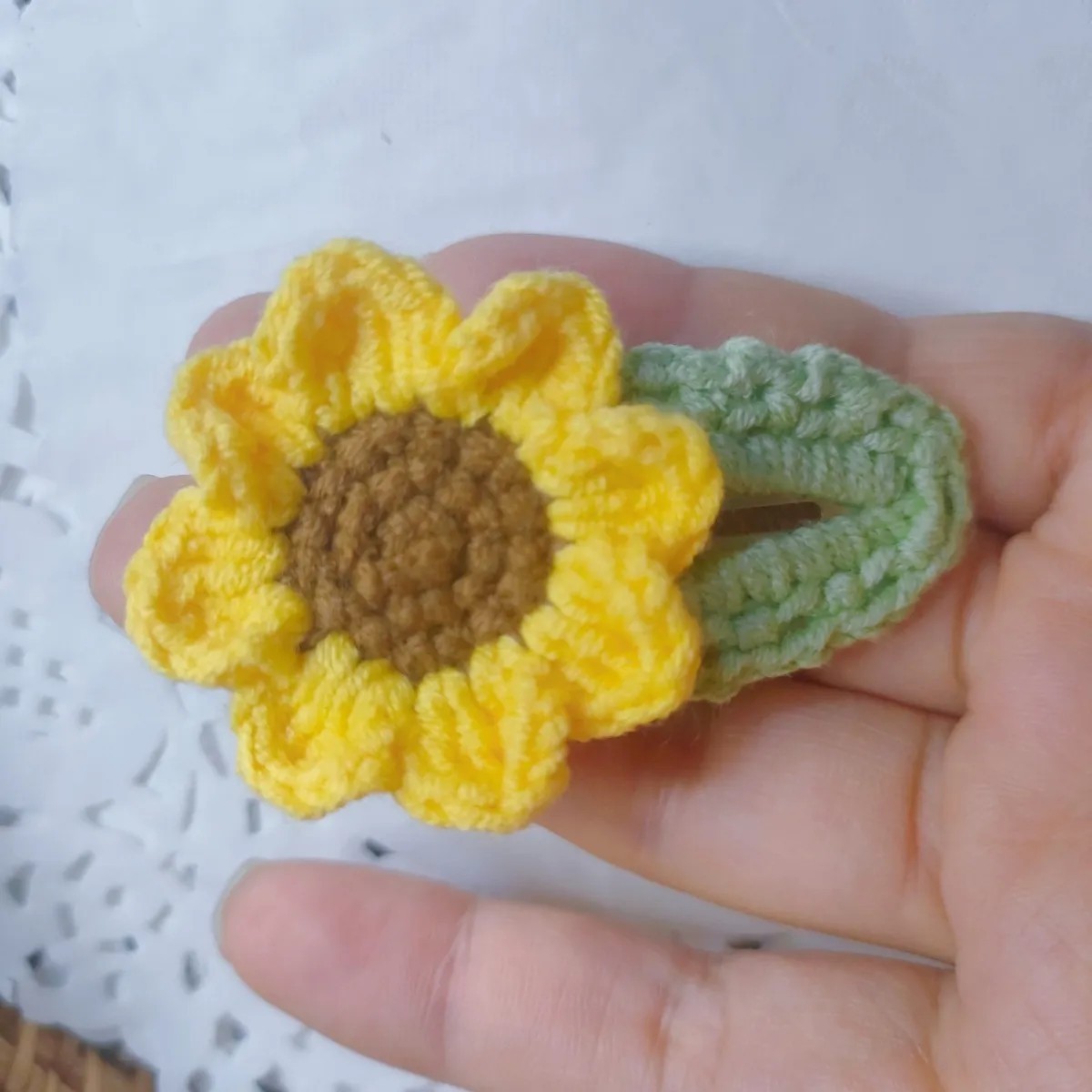 手工钩织 好寓意学生发饰 手工毛线制作向日葵发夹边夹成品针织详情3