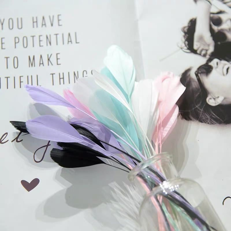 The manufacturer wholesales a large quantity of materials for decorative accessories such as large, colorful feather corsages and head flowers made of goose feathers pic 19