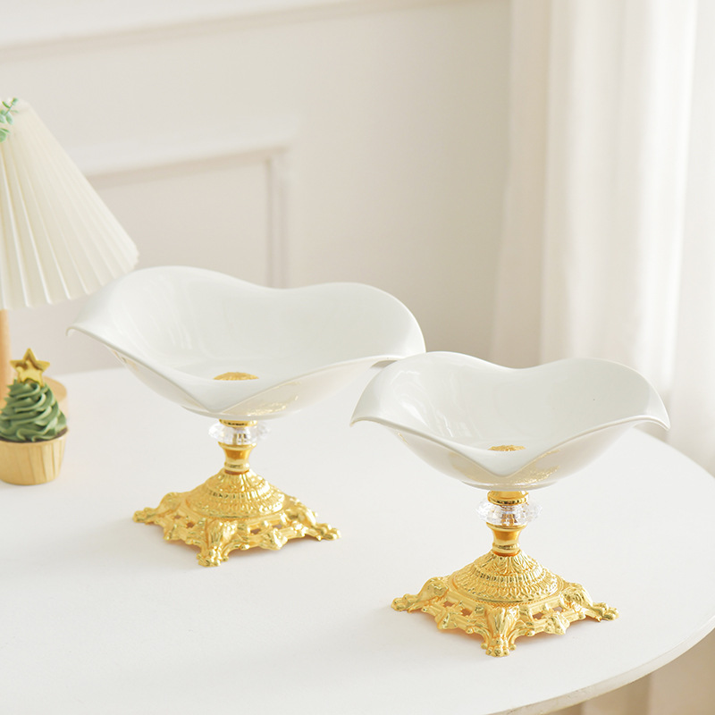 欧式陶瓷果盘创意果盘金色底座客厅卧室茶几家用水果盘陶瓷工艺品详情6