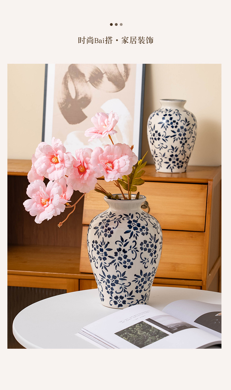 2025新中式高级感青花瓷大肚花瓶陶瓷复古客厅玄关鲜花插花装饰品配合吸顶灯更显雅致花瓶水培花瓶详情8