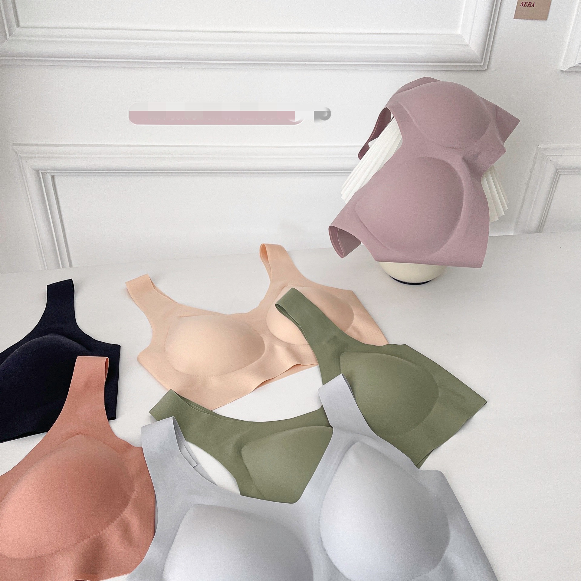 Yundo una pieza de ropa interior para mujeres deporte cómodo moda envoltura de pecho sin marcas sin aros belleza espalda sujetador de cierre para mujeres pic 21
