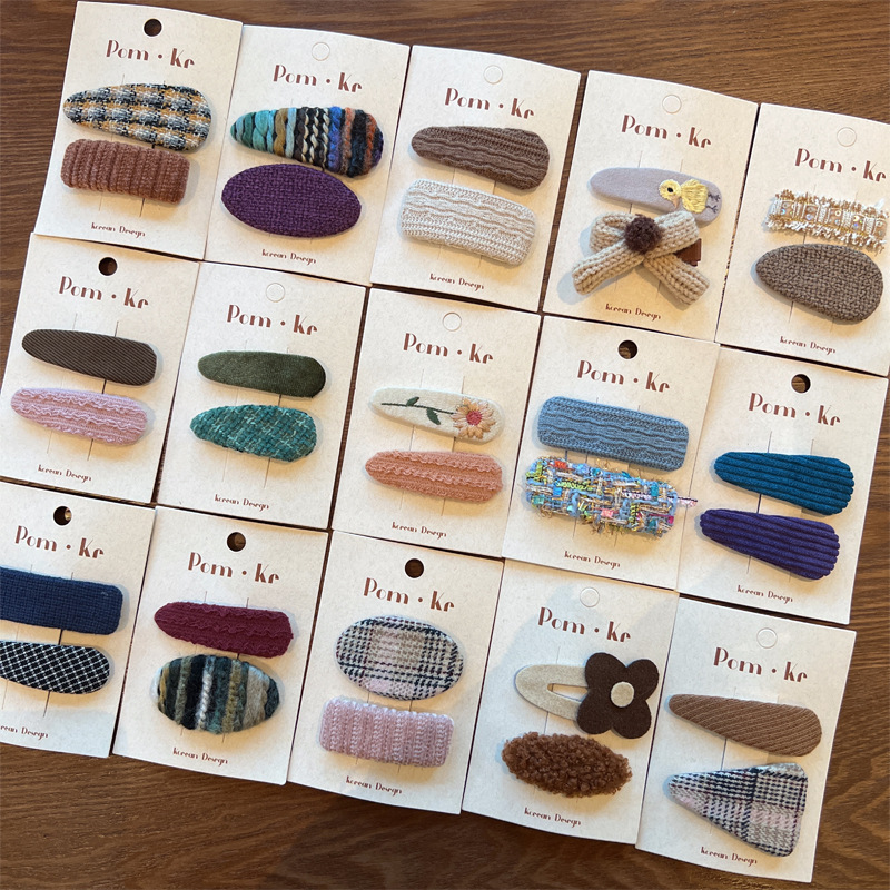 Korean-style chanel-patterned hair clips for girls, simple and versatile hair clips, cute checkered hair clips and hair accessories for girls pic 2