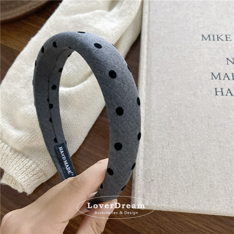 A new high-quality black polka dot heart-shaped bow headband from South Korea, sweet and fashionable headband, versatile hair accessory pic 27