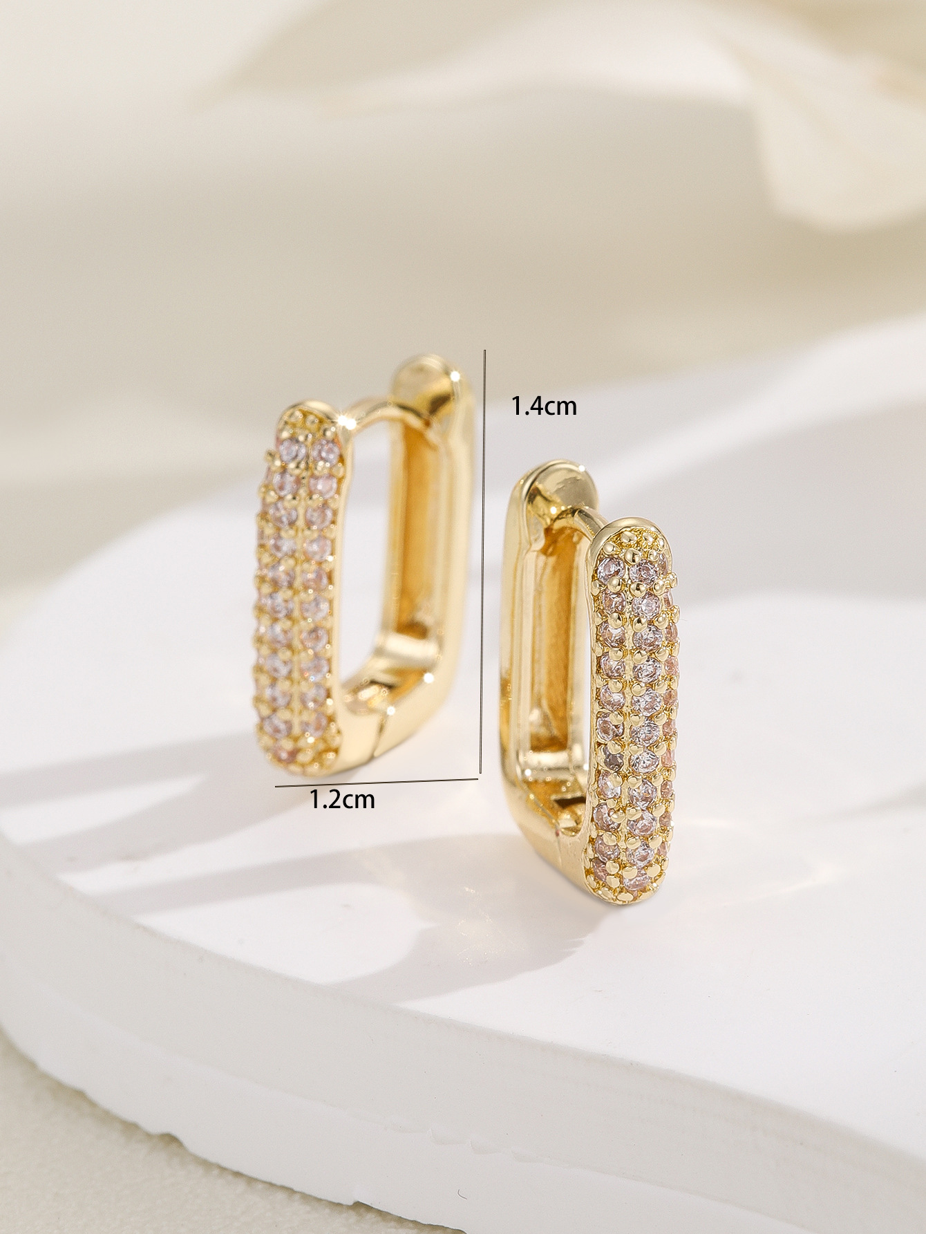European and American cross-border high-end geometric U-shaped full diamond earrings, fashionable ear buckles, French simple earrings for women wholesale pic 3