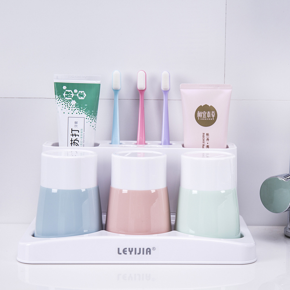 壁挂洗漱收纳盒详情3