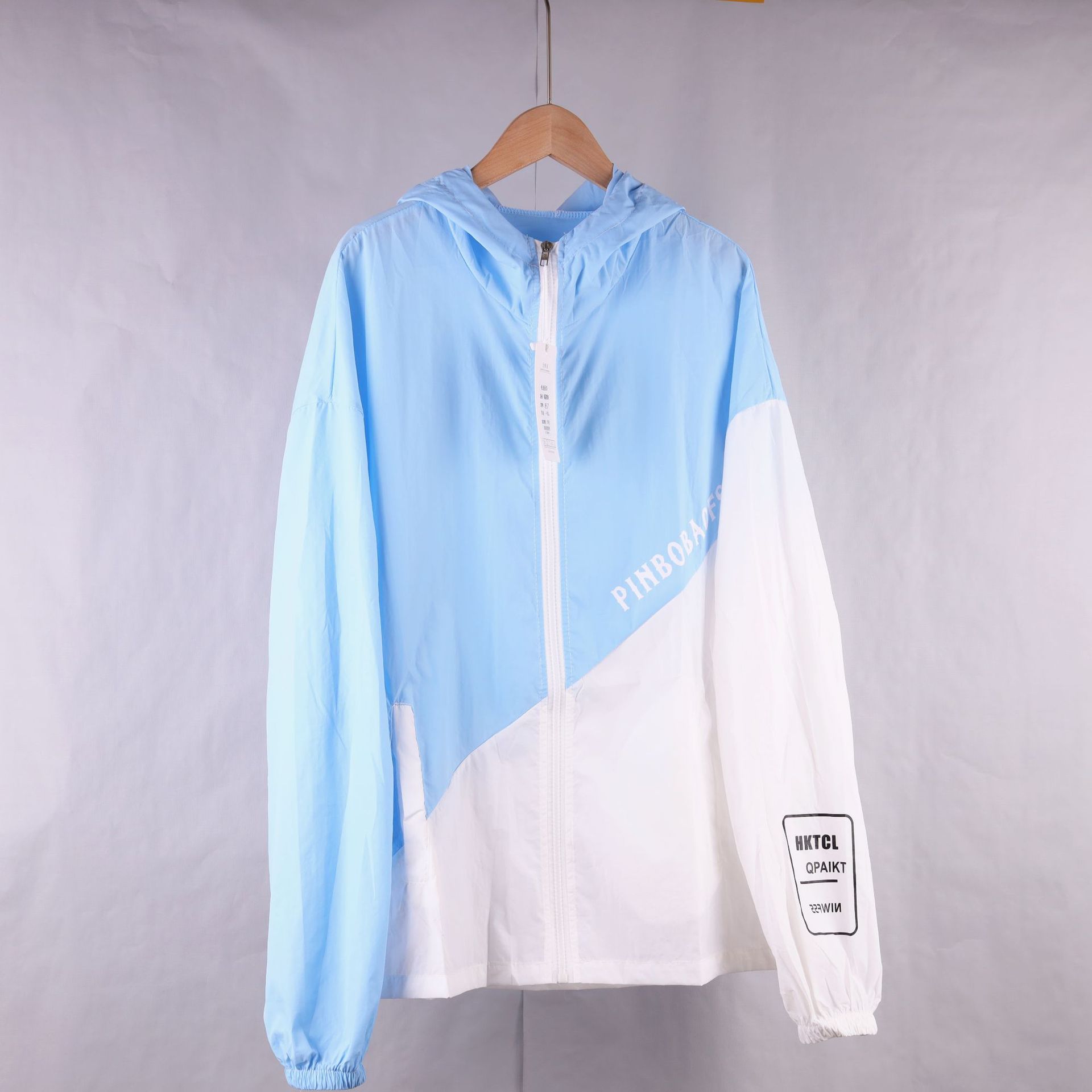 Color-blocking sun-protective clothing for men, trendy Korean-style sun-protective clothing for men, ultra-thin summer coat for men, breathable and versatile jacket for men in spring and autumn pic 2