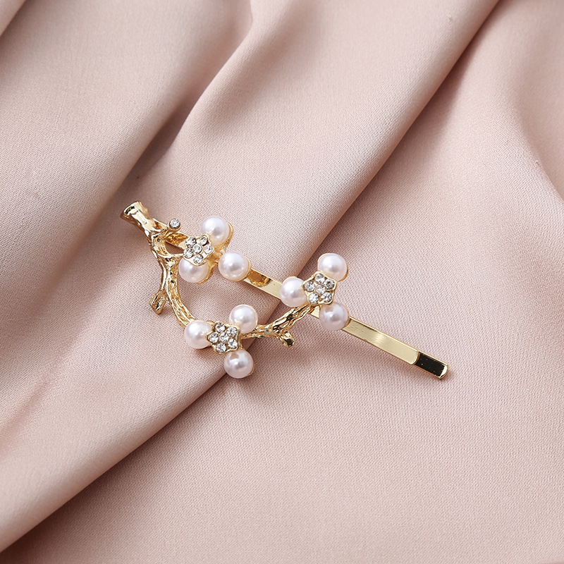 New Korean style forest-themed tree branch pearl rhinestone hair clip for women, simple and fashionable bangs clip, sweet hair accessory factory price wholesale pic 6