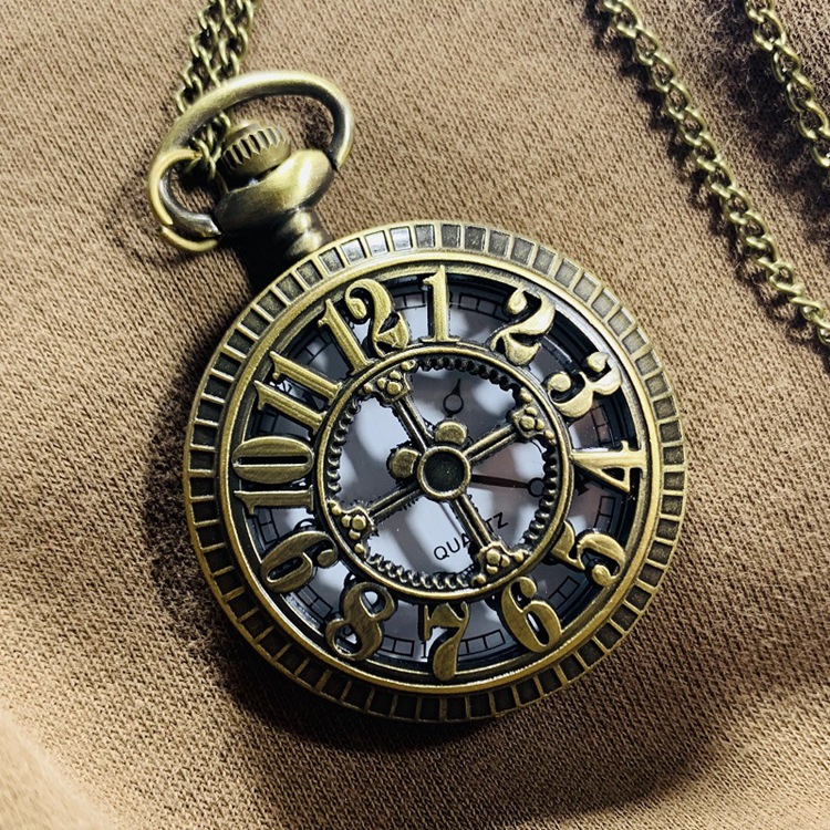 Chinese-style retro bronze-colored large pocket watches, tourist attraction souvenirs, old-fashioned hanging watches, gift watches wholesale pic 3