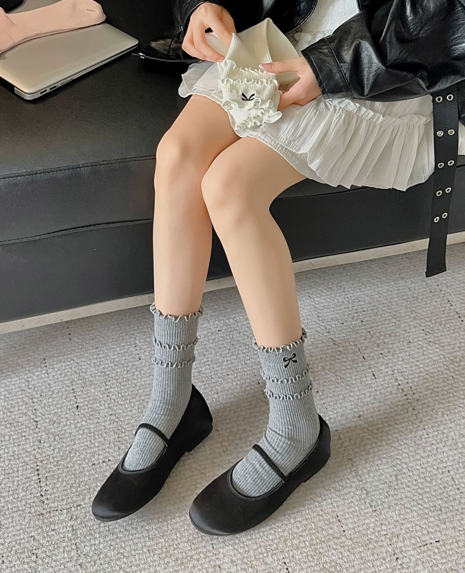 木耳边刺绣蝴蝶结袜子 女韩版甜美花边刺绣堆堆袜 中筒棉袜批发丝袜女冬季详情7