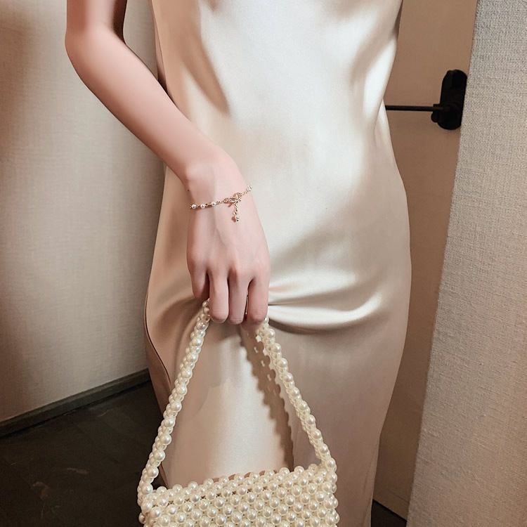 A sweet, simple and versatile Korean bow bracelet with a unique design. A student best friend on Instagram pic 8