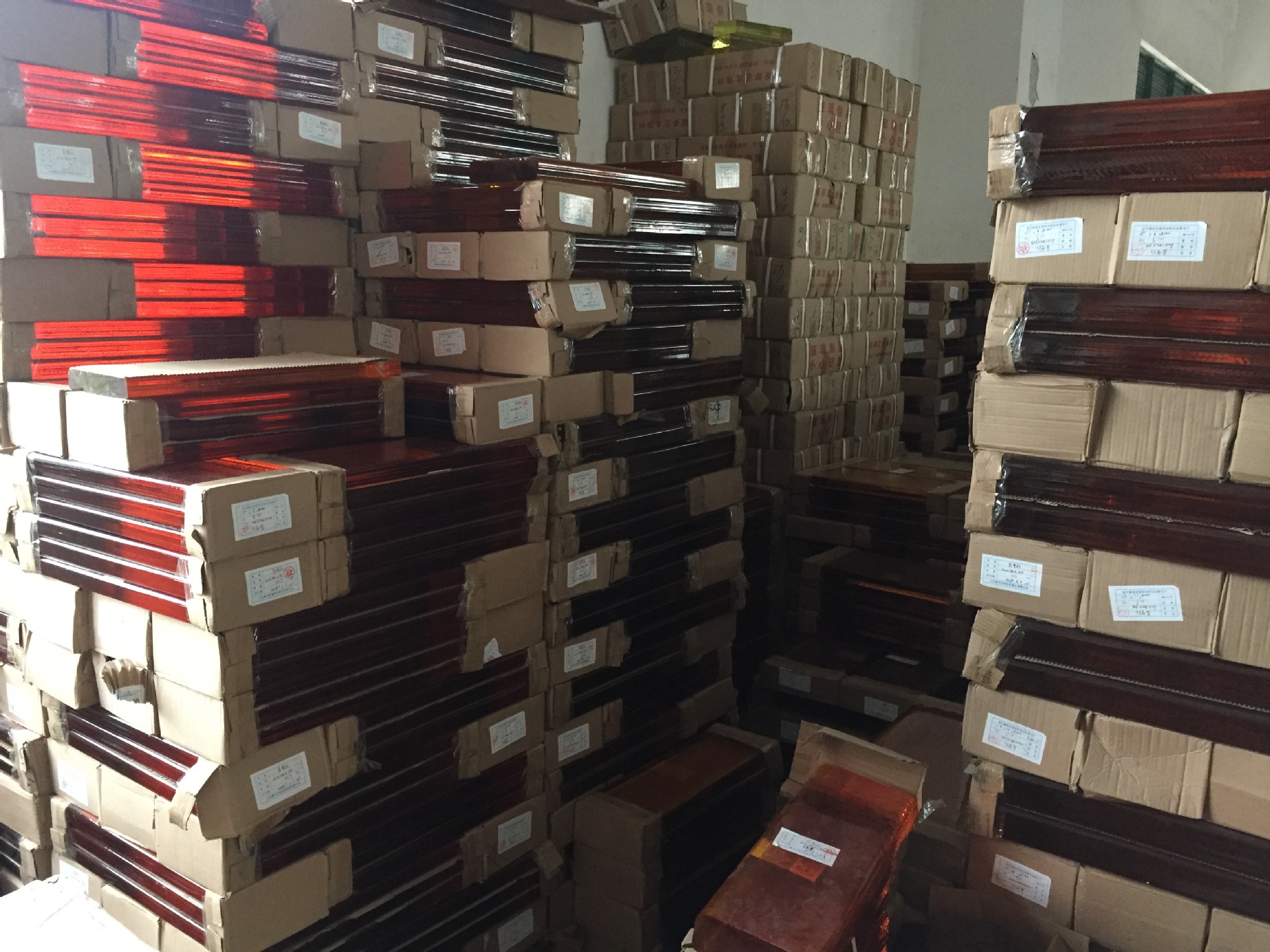 Wholesale car perfume bottles 50ml, square perfume bottles, custom K9 spray essential oil bottles, empty bottles, high-end Middle East pic 5