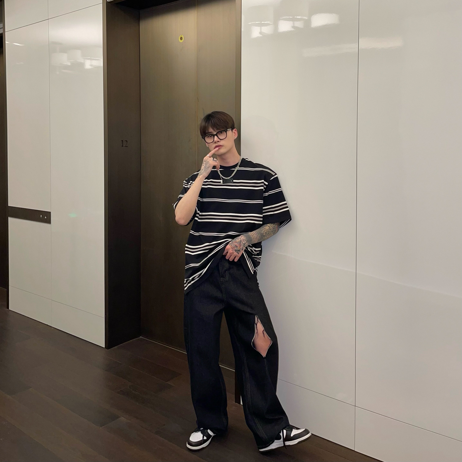 Trendy brand striped pure cotton short-sleeved T-shirt for men, new summer 2024 Korean style loose and casual shoulder pad half-sleeved in Instagram style pic 5