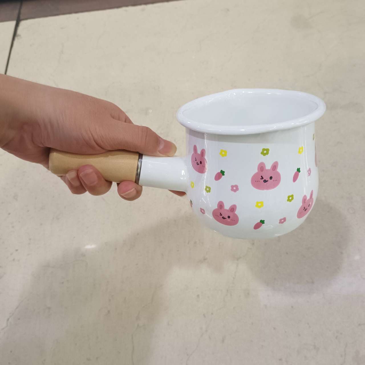 Thickened enamel milk cup, cute INS style, fresh and adorable. Enamel single-handle milk pot, wooden handle, Japanese and Korean enamel kitchenware batch pic 6