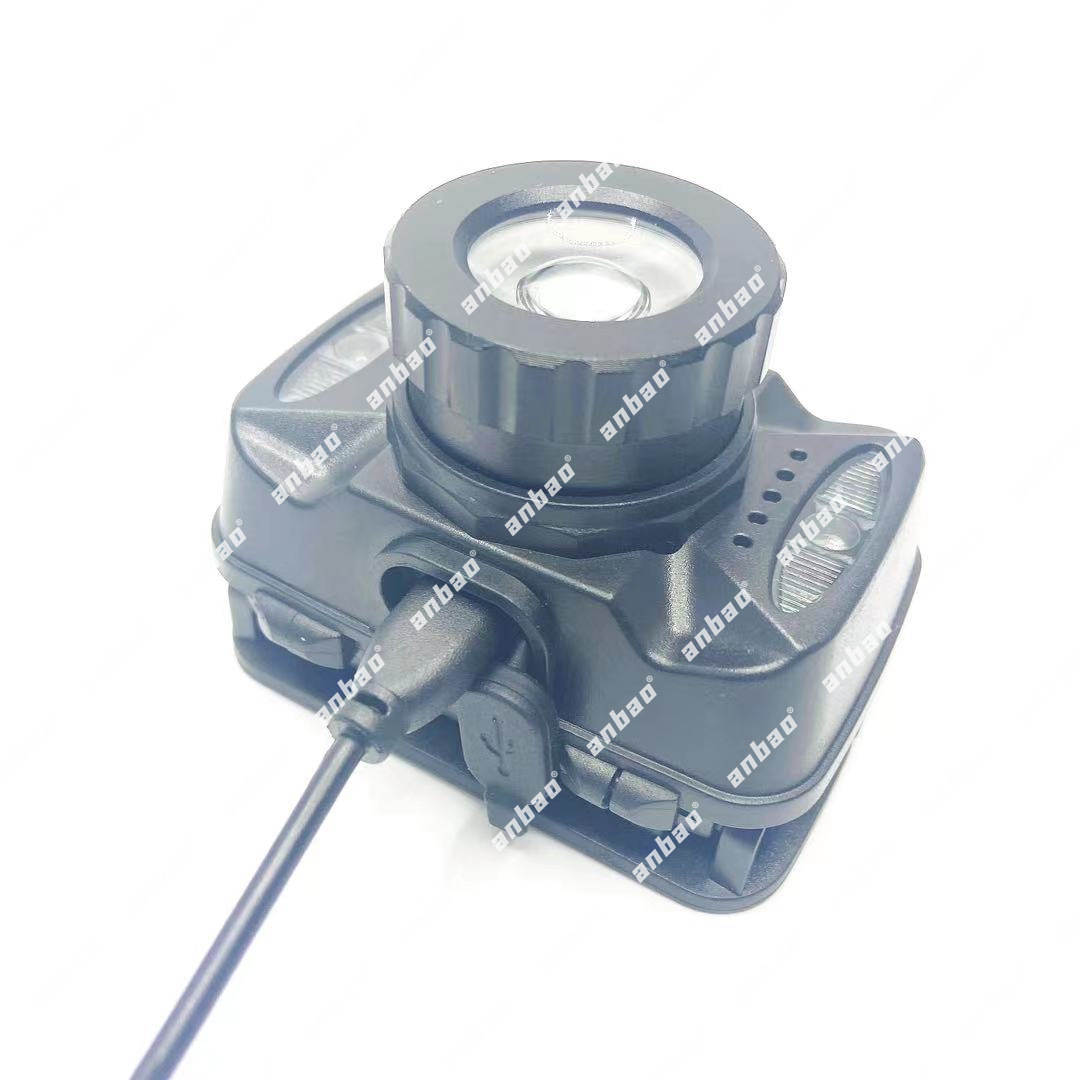 The new cross-border P50 zoom sensor headlamp USB charging head with red light outdoor camping waterproof mountain climbing night running light pic 2