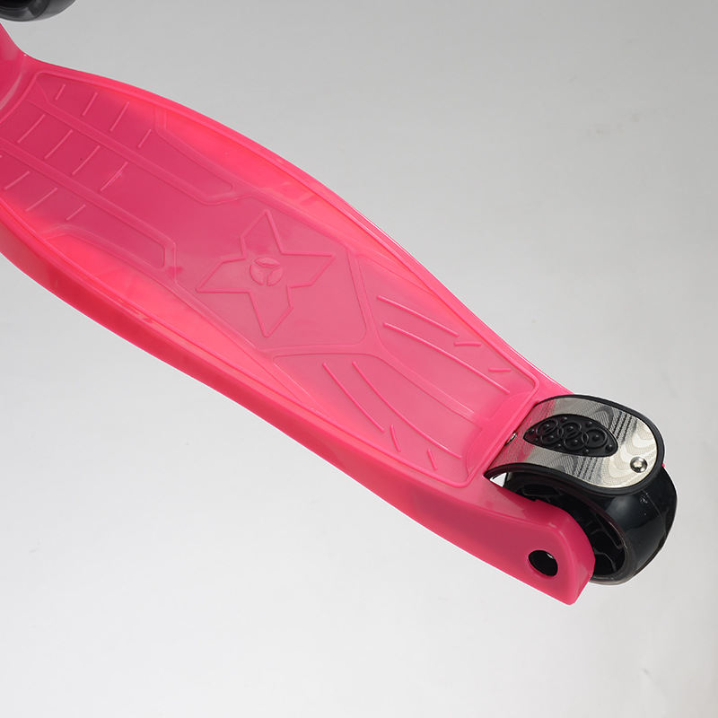 工厂批发儿童3-6-8岁脚踏PU带灯大轮可调节滑行车scooter滑板车详情14