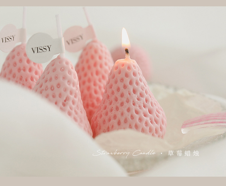 Wholesale of soybean wax scented strawberry candles pic 9