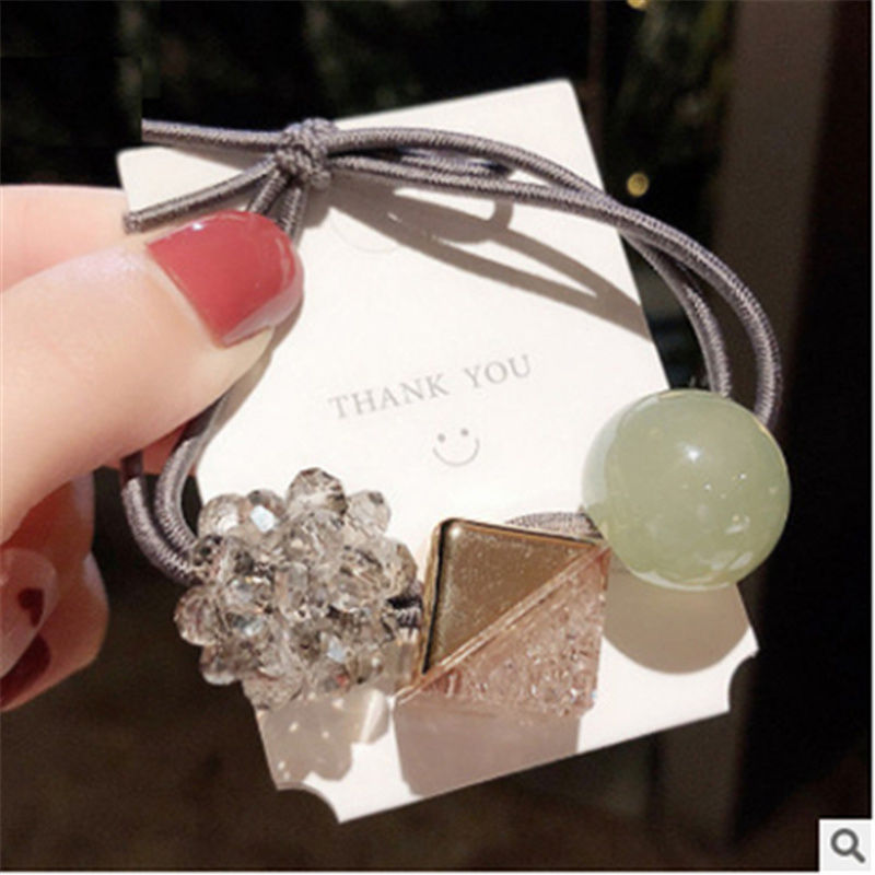 The new Korean version of the stylish and elegant hair tie for women, the bun hairstyle, the popular ponytail, and the simple square hair band for a good woman pic 4