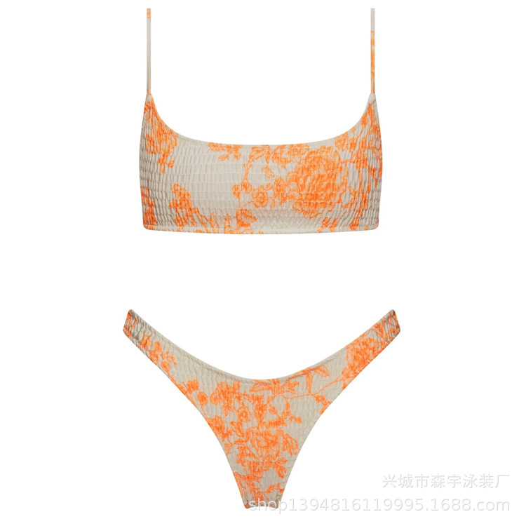 The 11-color INS triangular double-sided swimsuit with strapless and pleated designs from Europe and America has swept the new bikini style pic 6