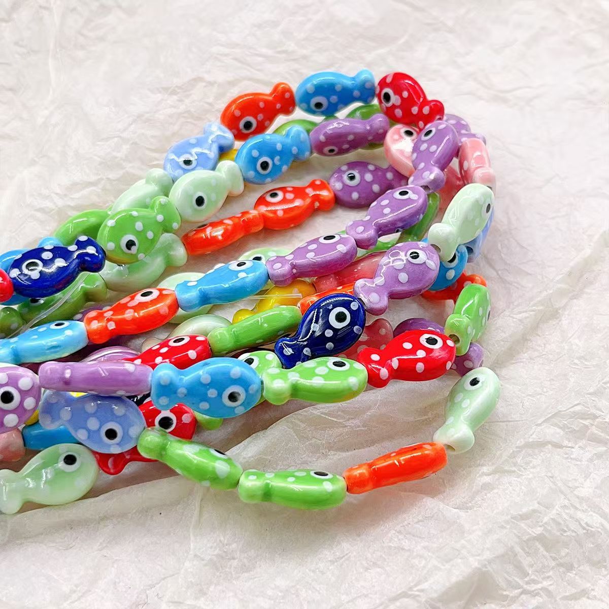 Simple and colorful ceramic pearlescent surface fish five-petal flower beads scattered beads diy handcrafted beaded bracelet decoration accessories pic 41
