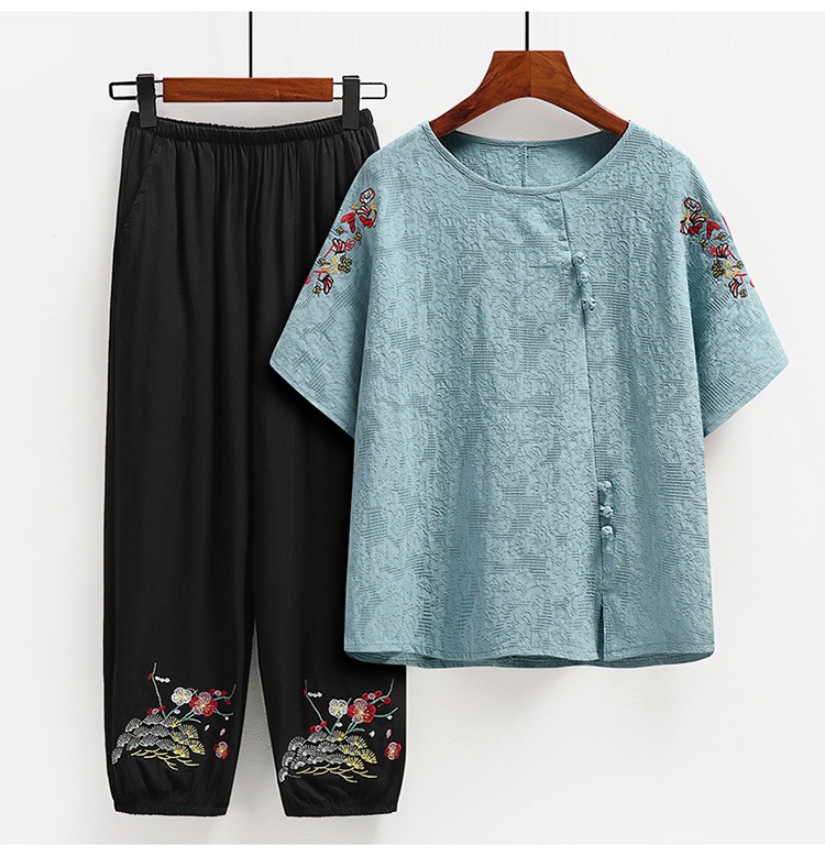 Summer clothing sets for middle-aged and elderly people, cotton and linen, short-sleeved for grandmothers and mothers, summer pure cotton T-shirts, clothes for the elderly and grandmothers pic 17