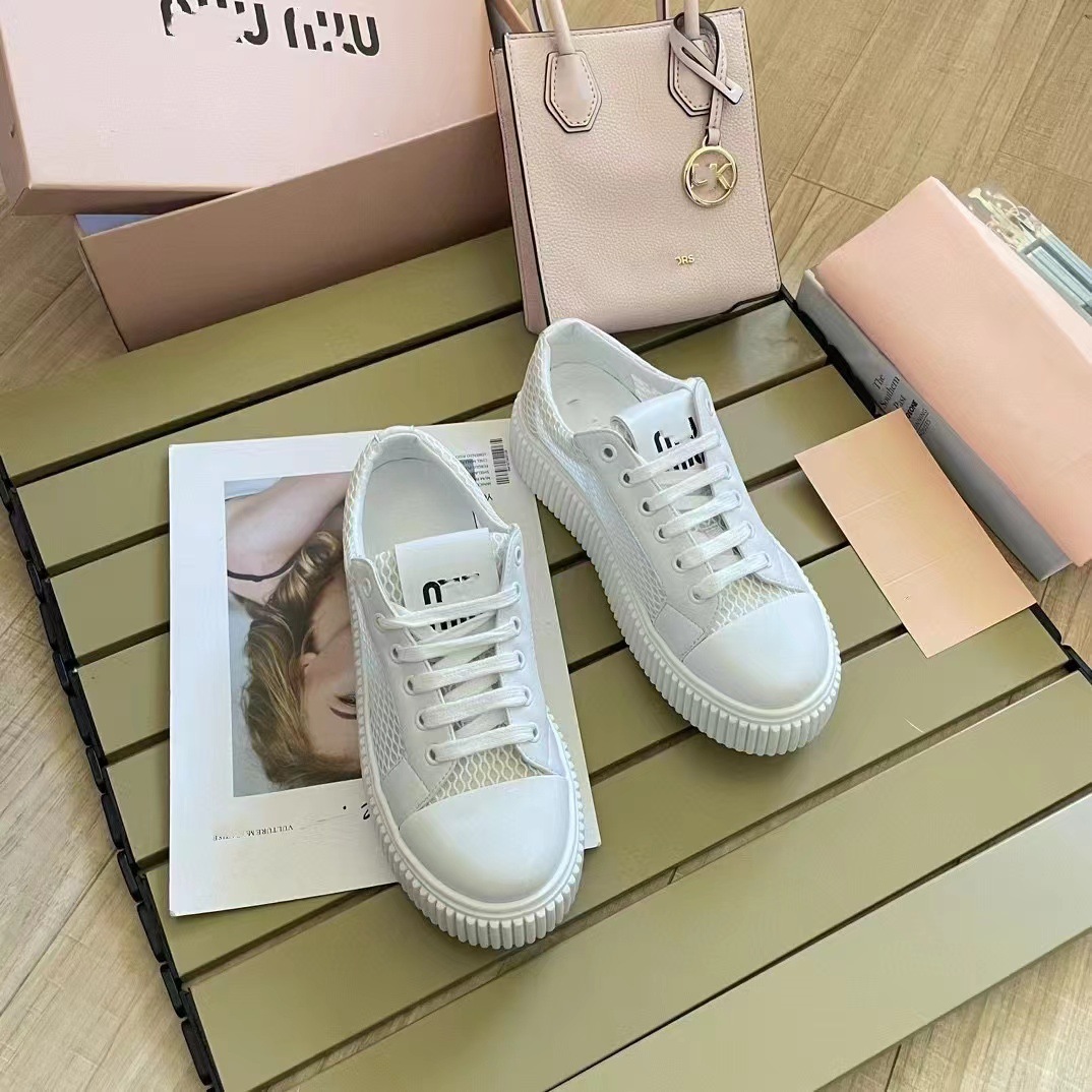 2023春季新款M家爆款休闲鞋/帆布鞋厚底增高白搭透气休闲帆布女鞋详情3