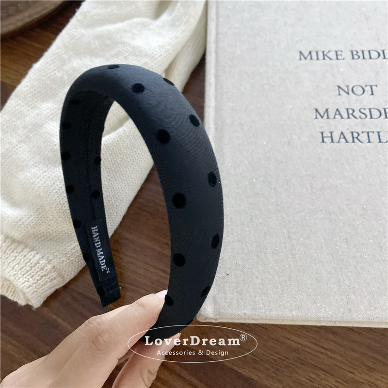 A new high-quality black polka dot heart-shaped bow headband from South Korea, sweet and fashionable headband, versatile hair accessory pic 28