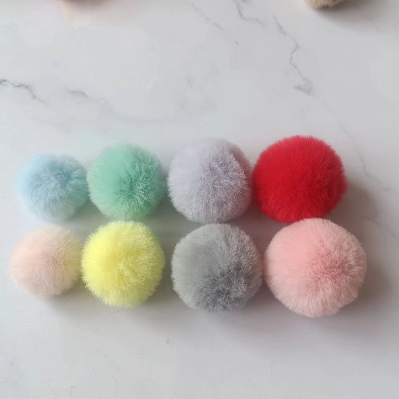 批发3-5厘米仿兔毛小毛球服饰鞋帽毛绒辅料头饰发夹diy毛球配件详情2