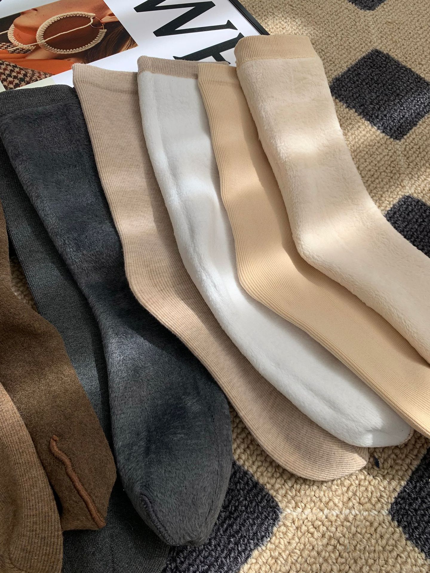 Unisex couple style fleece and thickened warm snow socks, mid-length home cotton socks, postpartum socks, floor socks pic 25