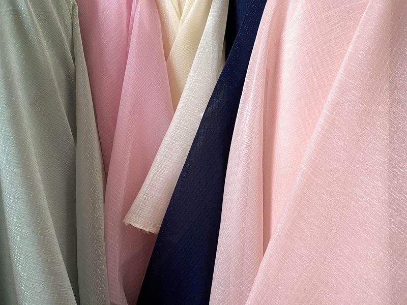 Wholesale of new polyester clothing, skirt, yarn fabric, toys, headwear, hair accessories, scarf fabric, dot star yarn and wrinkled fabric pic 11