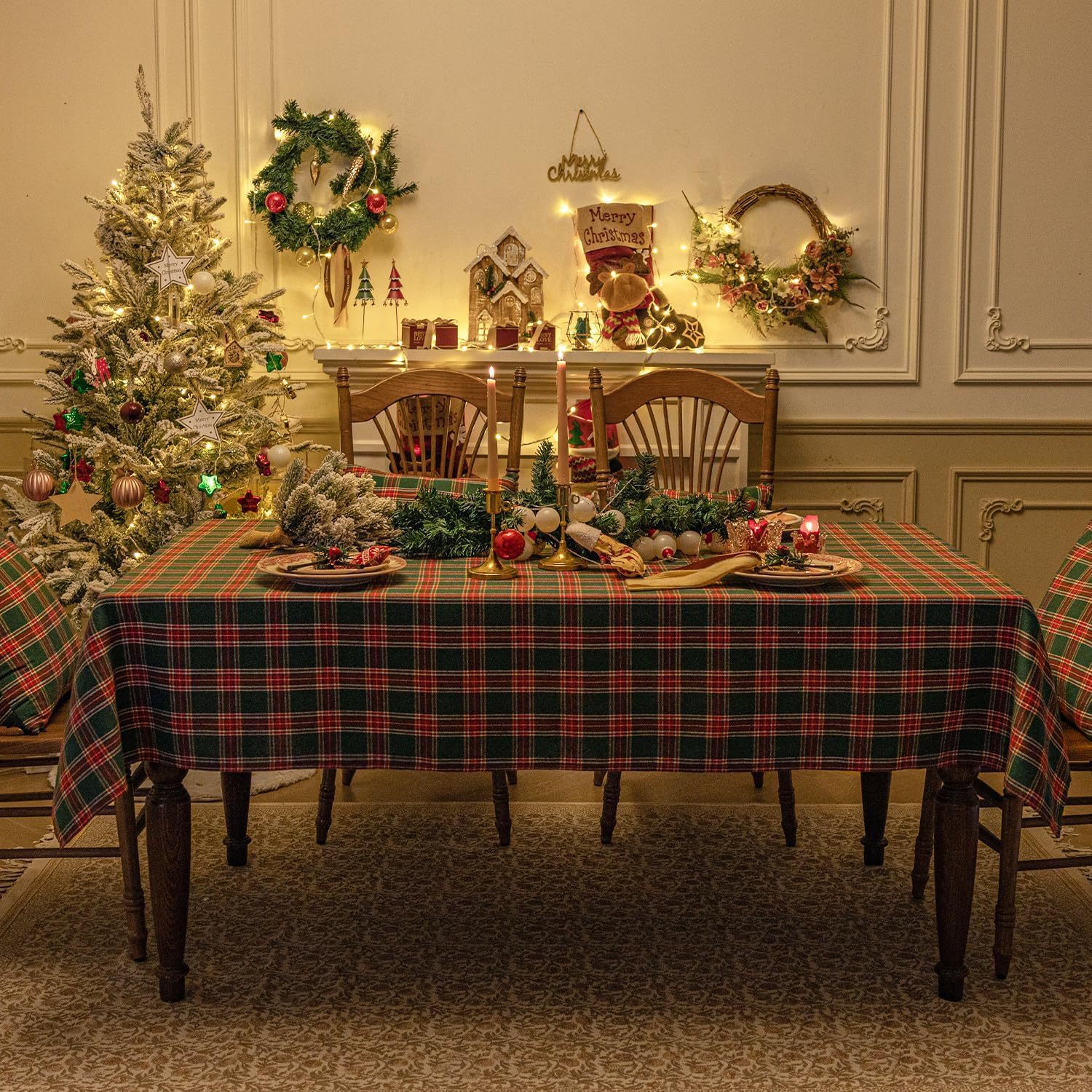 American Christmas festive atmosphere tablecloths, retro red checkered coffee tables, fabric factory wholesale in stock pic 5
