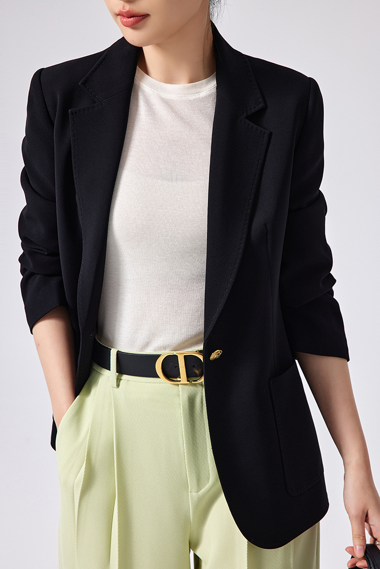 The new Spring 2023 tri-acetate casual one-button small suit for women, a stylish Korean-style commuter jacket pic 7
