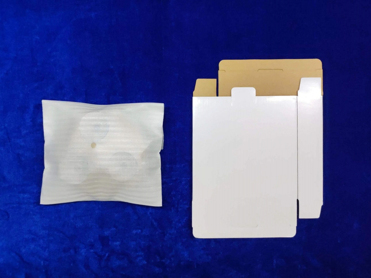 Factory direct supply three-suction φ162mm* 10/15/20x nail-free, convenient, cute, high-sided magnifying makeup mirror pic 9