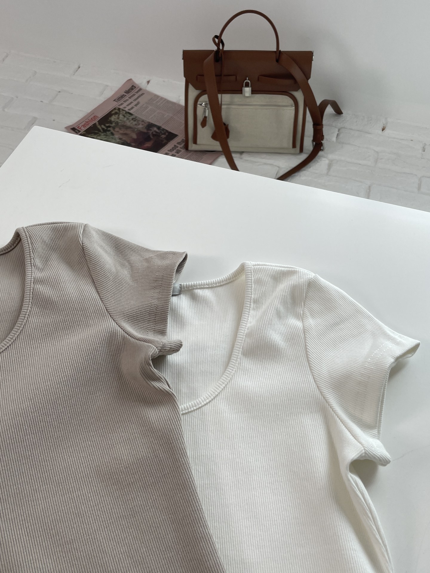 Solid color basic round-neck fitted short-sleeved T-shirt for women, Korean-style Dongdaemun ins simple and casual base layer g*d pic 13